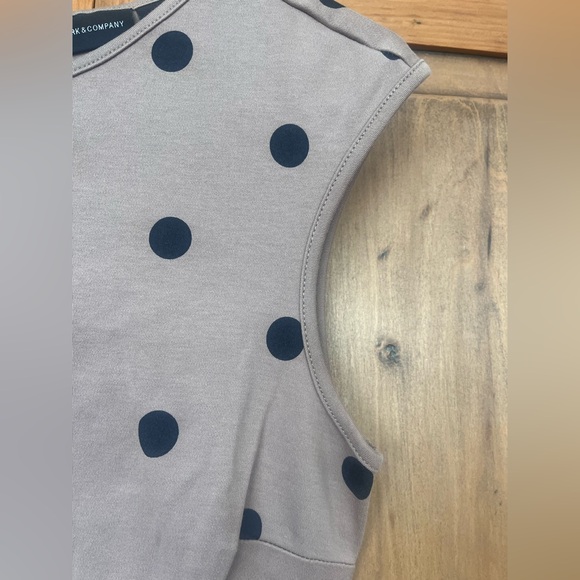 New York and Company Medium Brown Dress with Black Polka Dots - Picture 4 of 7